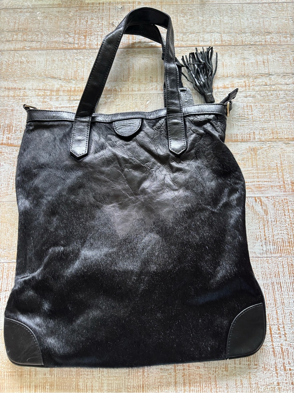 Excellent condition!! Leather Bag with snakeskin pattern inside